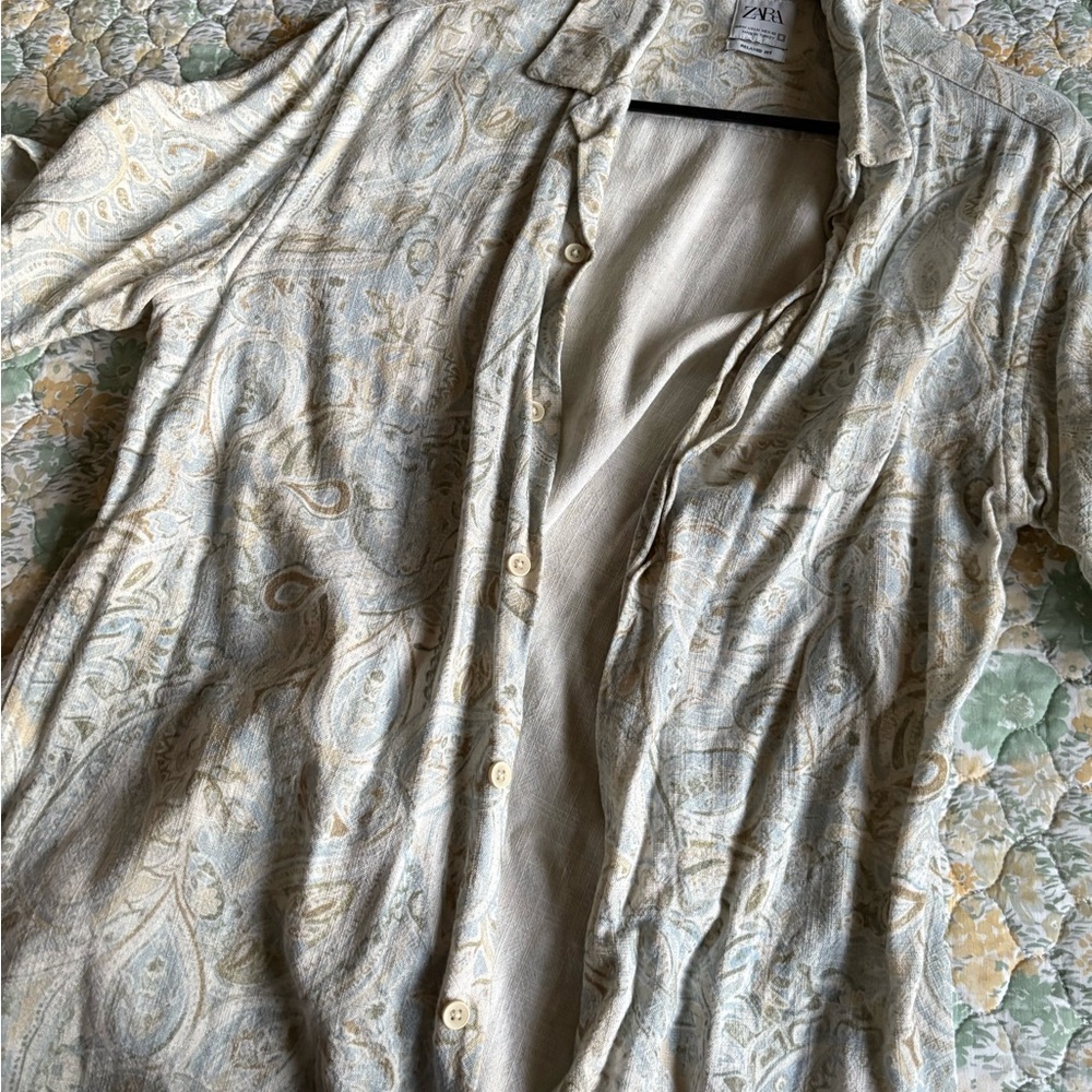 Zara Cream and Tan Paisley Casual Shirt
